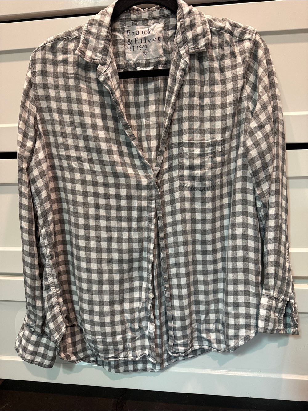 Frank & Eileen Gray Checkered Shirt Eileen Small